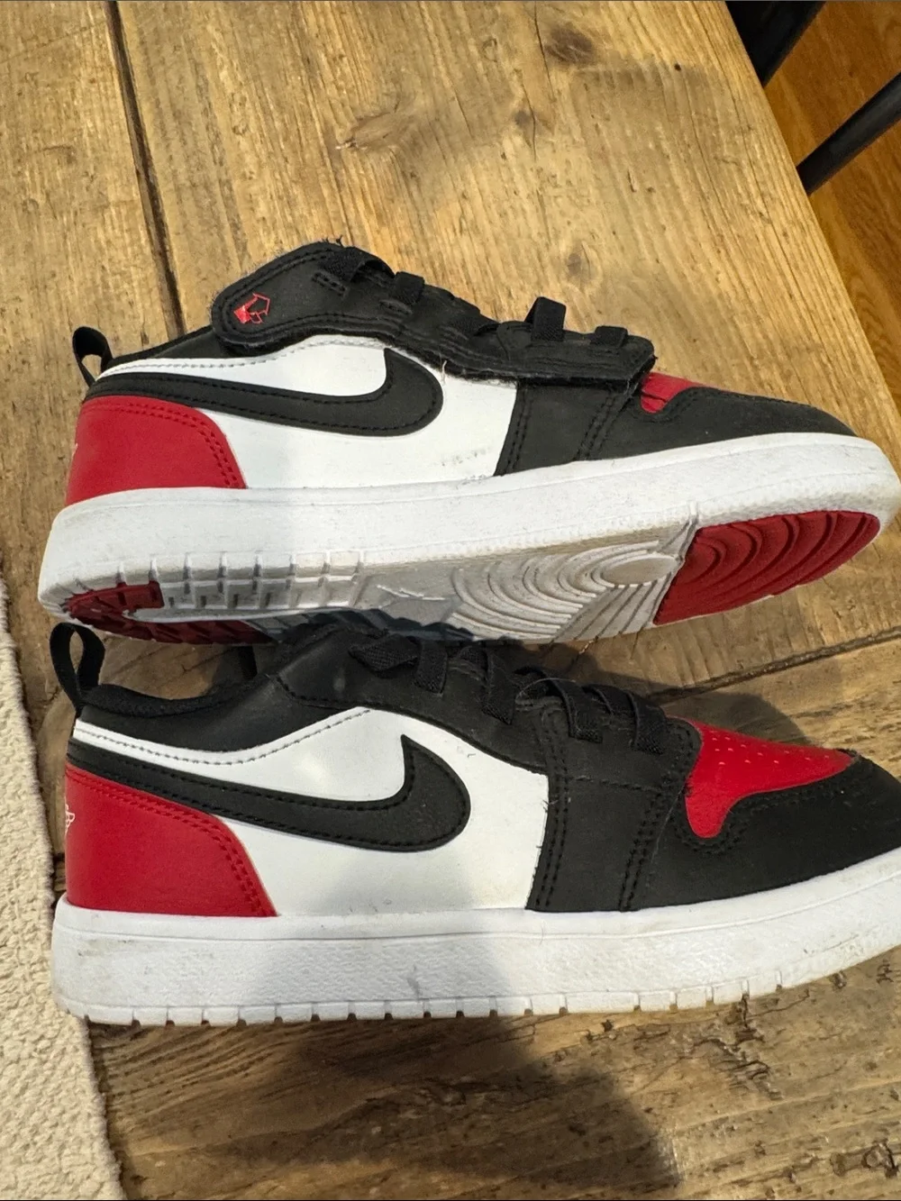 Jordan Low-Top Sneakers in Black and Red